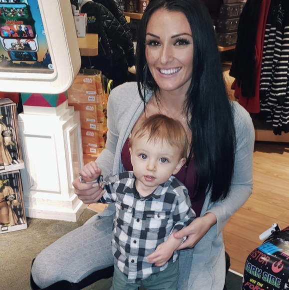 Meet your Posher, Serra - Picture 4 of 4